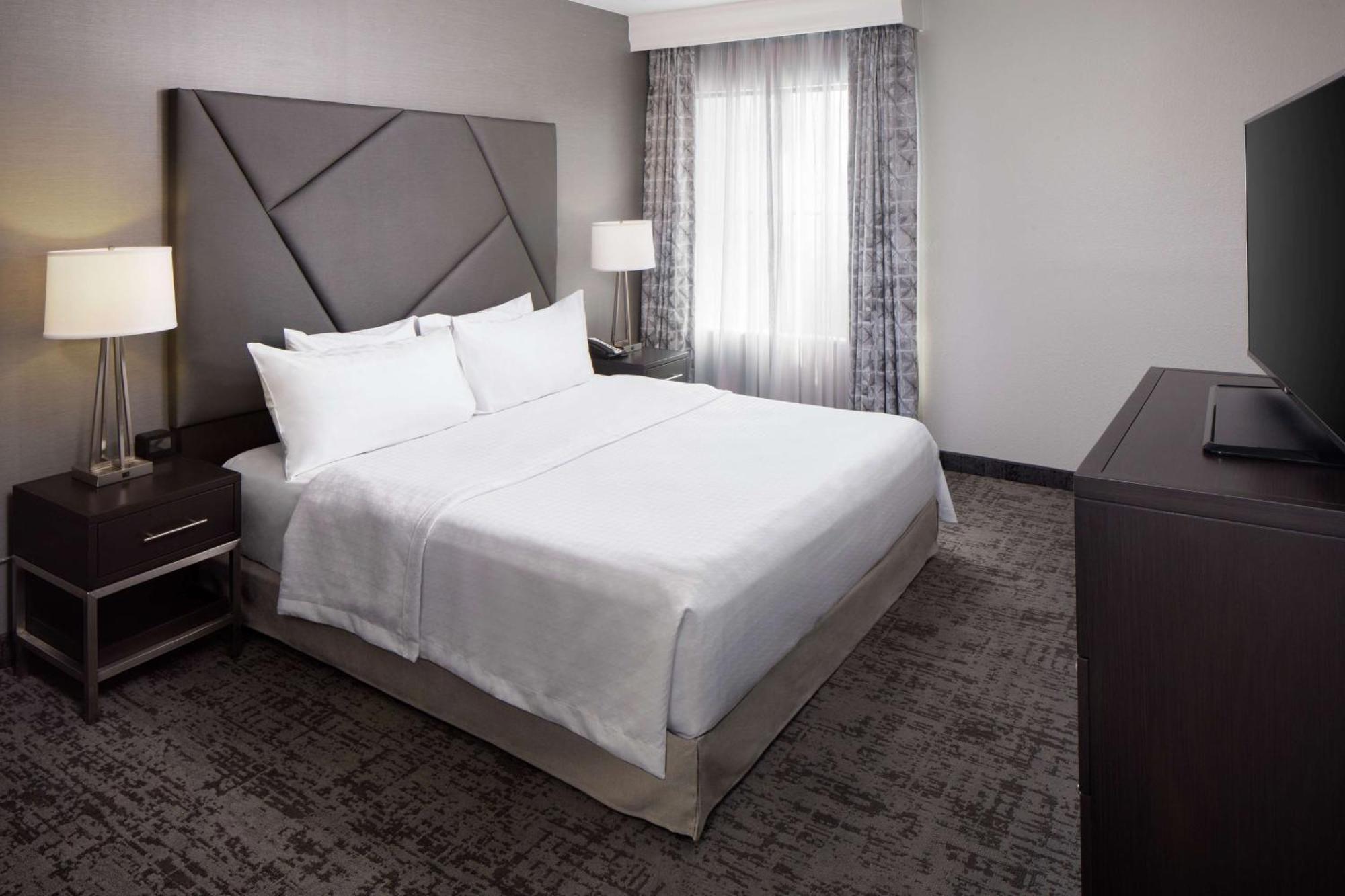Hotel Homewood By Hilton Lenox Buckhead 4*