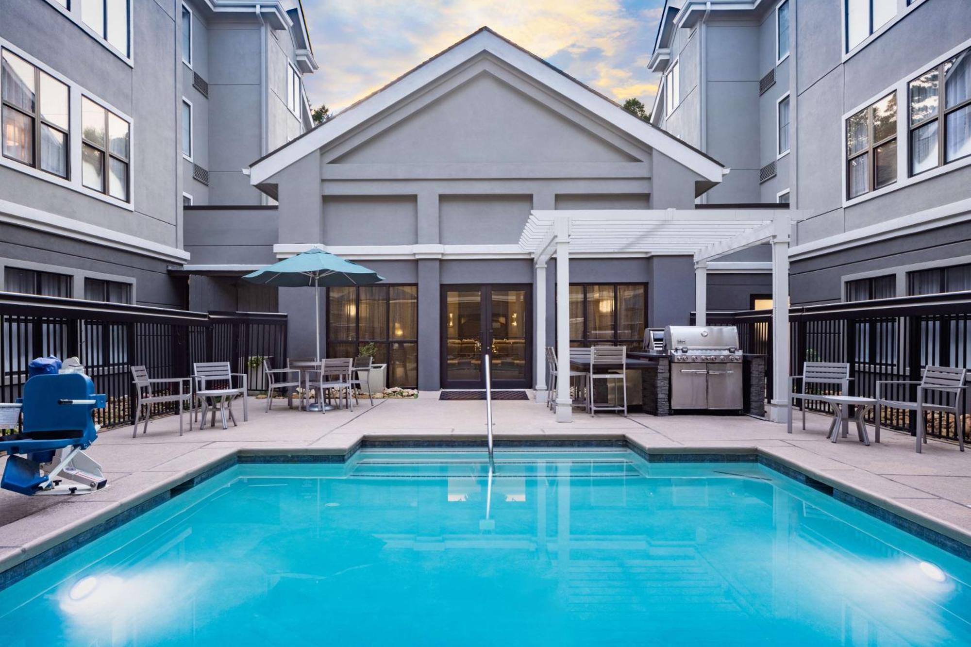 Hotel Homewood By Hilton Lenox Buckhead